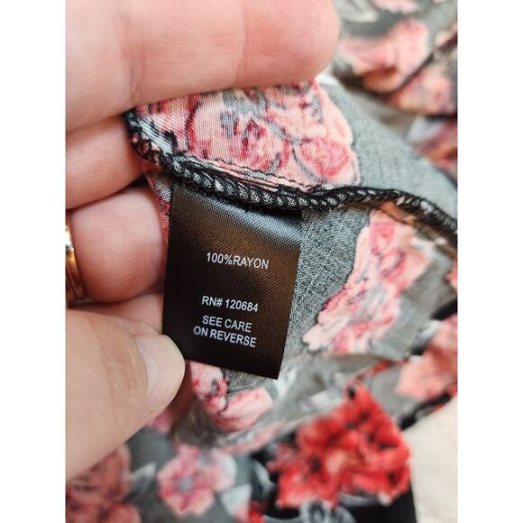 NWT Torrid Women's Multicolor Floral Print Rayon Midi Skirt Size 0X - Picture 4 of 6